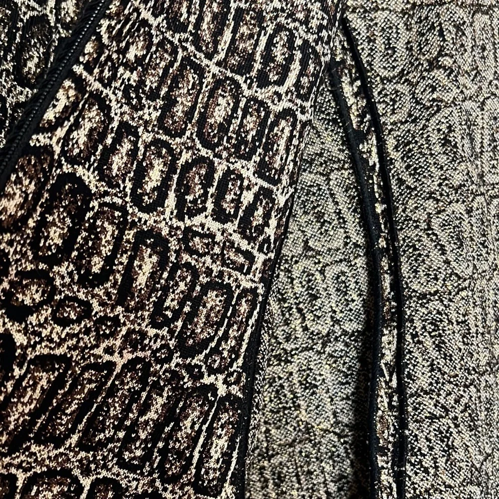 St. John Evening Jacket Paillettes
Wool Blend Printed Full Zip Women's s… - Picture 7 of 10